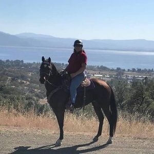 Meet your Posher, Debbie